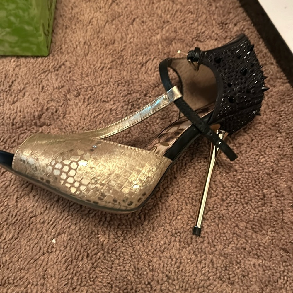 Shoes